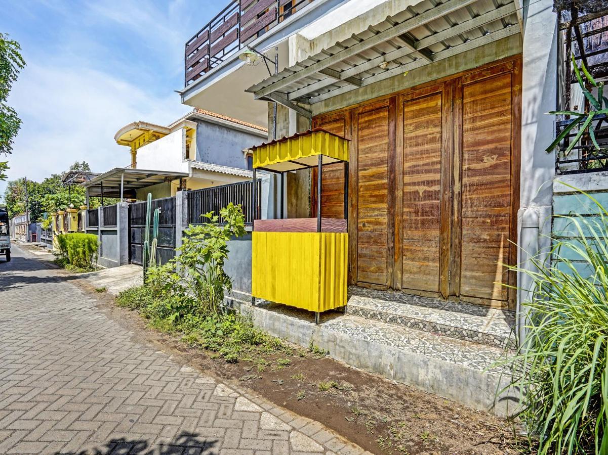 Spot On 91824 Rumah Kaloka Syariah 프로볼링고 외부 사진